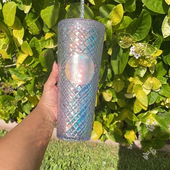 Limited edition Starbucks tumbler - Picture 2 of 4